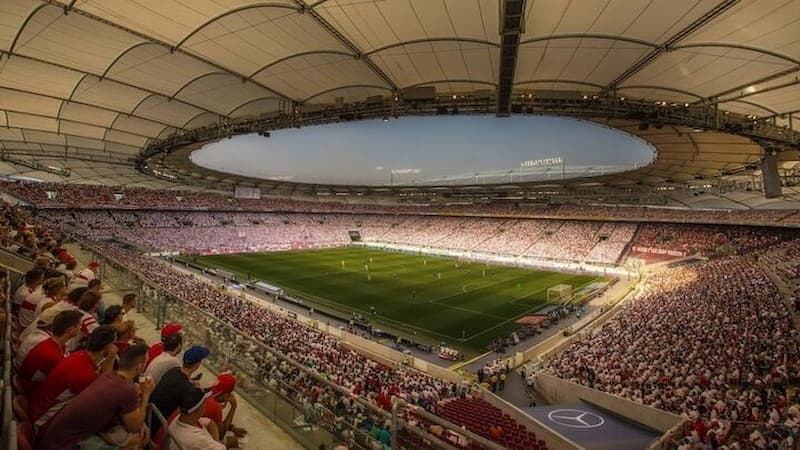 Sân vận động Mercedes-Benz Arena của CLB Stuttgart